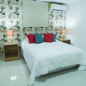 Malecon Cozy Private Room